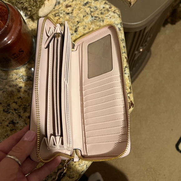Michael Kors purse main image 4